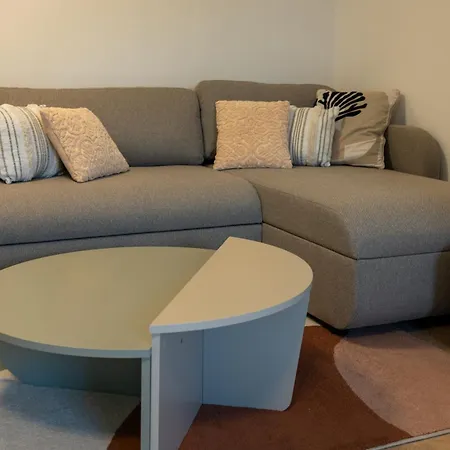 Modern View Flat With Free Parking *