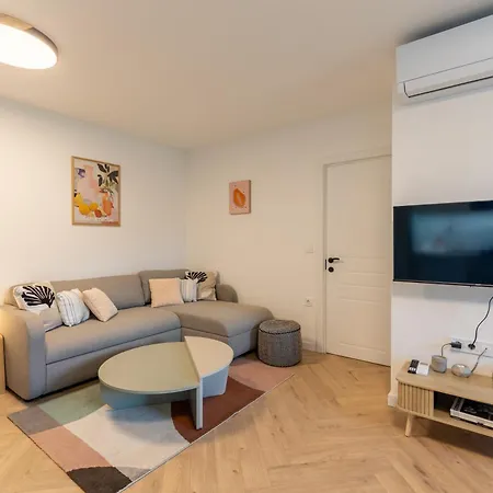 Modern View Flat With Free Parking Διαμέρισμα